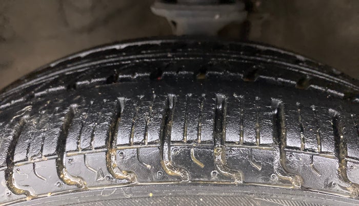 2011 Maruti Alto K10 VXI, Petrol, Manual, 43,010 km, Left Front Tyre Tread