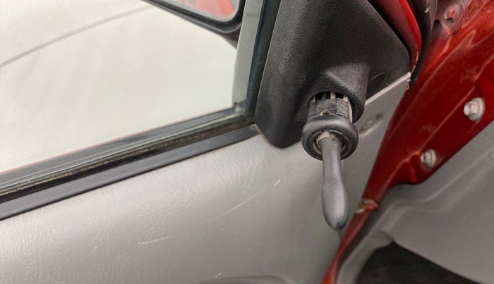 2011 Maruti Alto K10 VXI, Petrol, Manual, 43,010 km, Left rear-view mirror - ORVM knob broken and not working