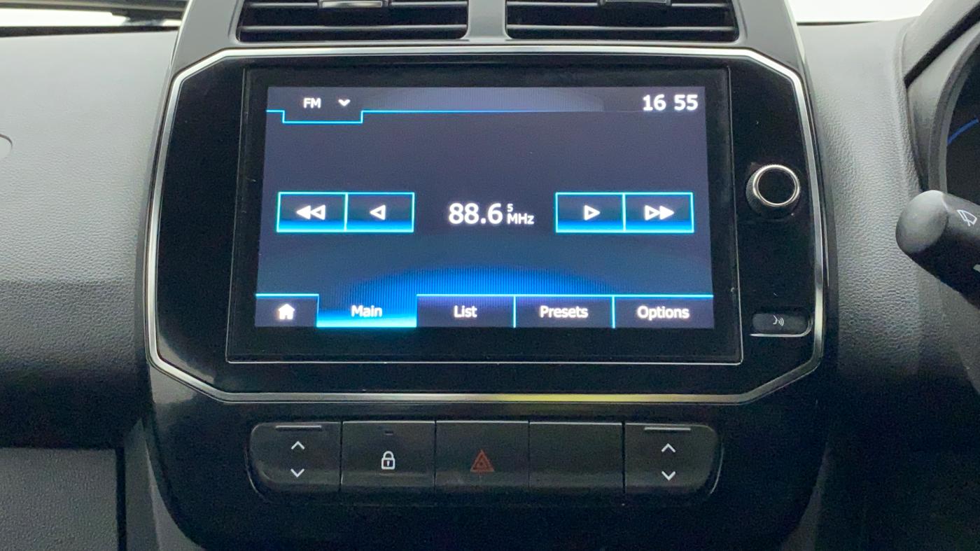 2022 Renault Kwid RXT 1.0 AMT, Petrol, Automatic, 16,518 km, Infotainment System