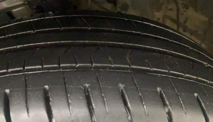 2022 Hyundai VENUE SX 1.2 PETROL, Petrol, Manual, 13,791 km, Left Front Tyre Tread