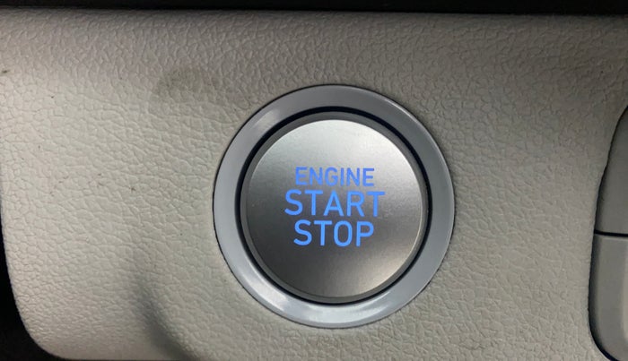 2022 Hyundai VENUE SX 1.2 PETROL, Petrol, Manual, 13,791 km, Keyless Start/ Stop Button