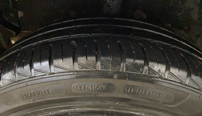 2020 Hyundai GRAND I10 NIOS MAGNA 1.2 KAPPA VTVT, Petrol, Manual, 26,181 km, Right Rear Tyre Tread