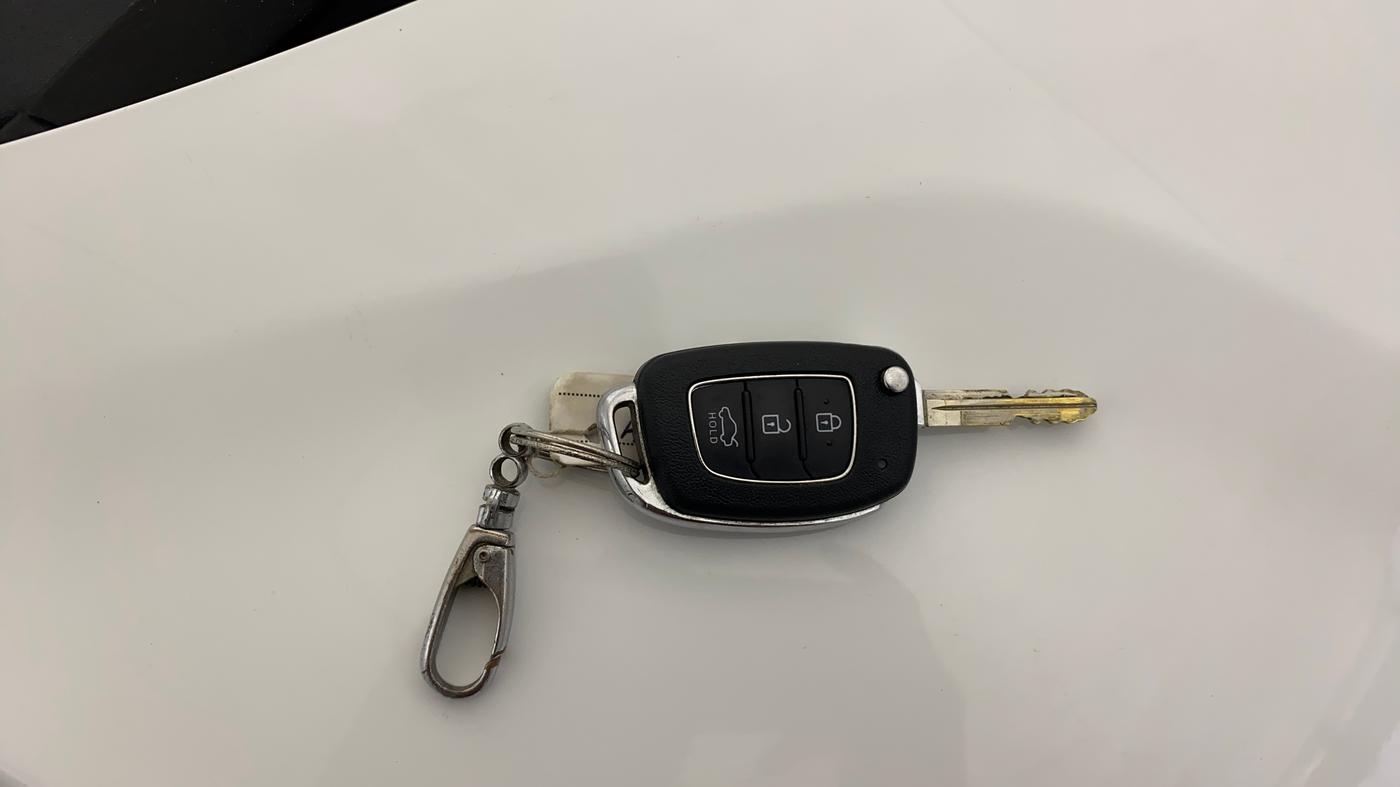 2020 Hyundai GRAND I10 NIOS MAGNA 1.2 KAPPA VTVT, Petrol, Manual, 26,240 km, Key Close Up