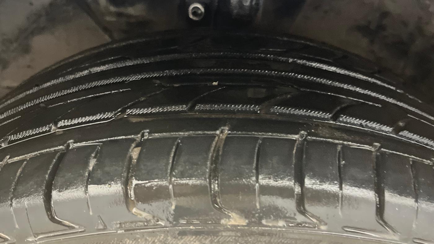 2020 Maruti Baleno ZETA PETROL 1.2, Petrol, Manual, 74,272 km, Left Front Tyre Tread