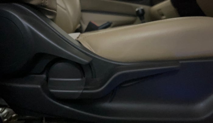 2019 Honda Amaze 1.2L I-VTEC VX, Petrol, Manual, 36,118 km, Driver Side Adjustment Panel