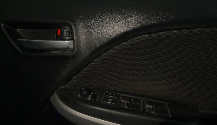 2018 Maruti Baleno DELTA PETROL 1.2, Petrol, Manual, 64,273 km, Driver Side Door Panels Control