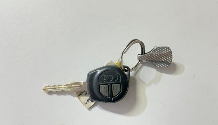 2018 Maruti Baleno DELTA PETROL 1.2, Petrol, Manual, 64,273 km, Key Close Up