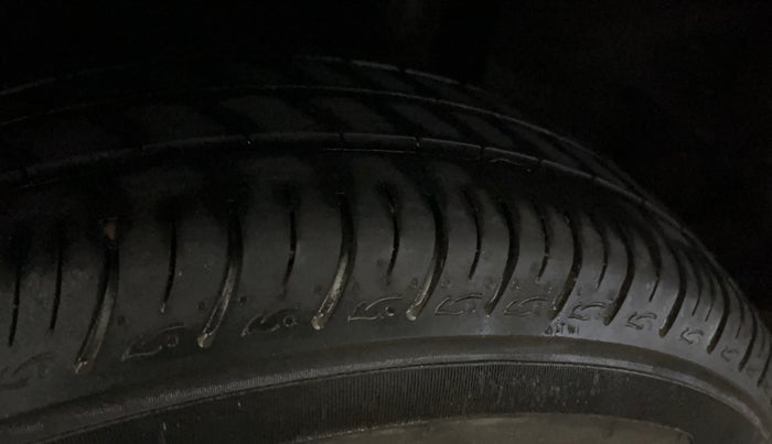 2018 Maruti Baleno DELTA PETROL 1.2, Petrol, Manual, 64,273 km, Left Rear Tyre Tread