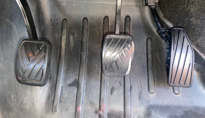 2017 Maruti Baleno ZETA PETROL 1.2, Petrol, Manual, 1,44,704 km, Pedals