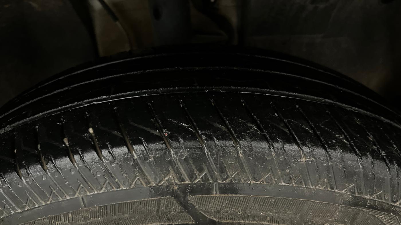 2025 Tata PUNCH ADVENTURE MT CNG , CNG, Manual, 26,952 km, Right Front Tyre Tread