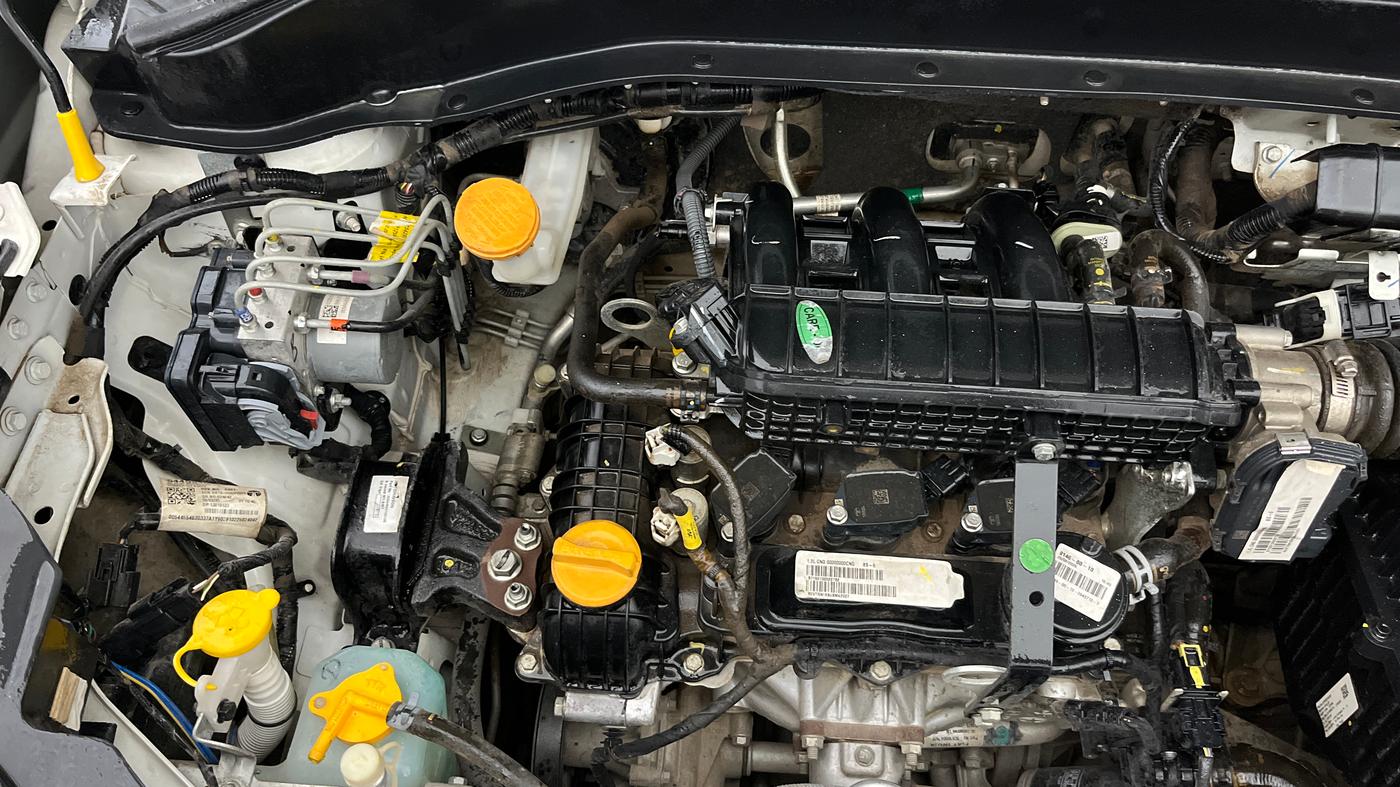 2025 Tata PUNCH ADVENTURE MT CNG , CNG, Manual, 26,952 km, Engine View - Right