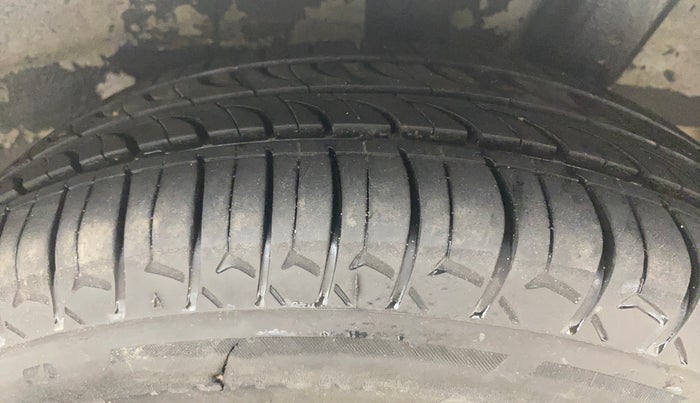 2019 Hyundai GRAND I10 NIOS SPORTZ 1.2 KAPPA VTVT, Petrol, Manual, 98,215 km, Left Rear Tyre Tread