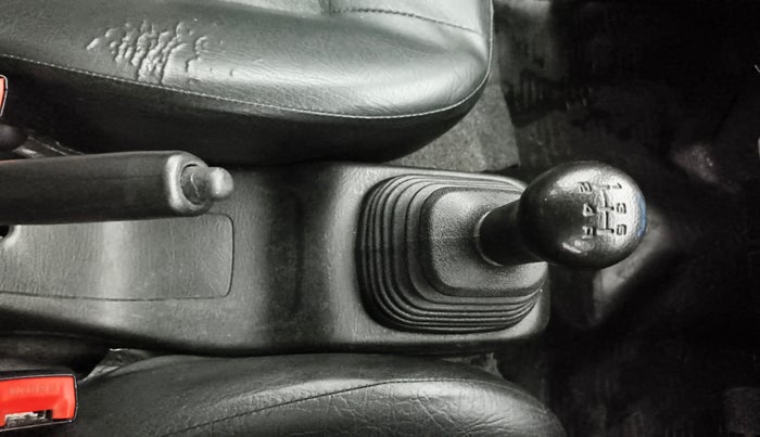 2017 Maruti Eeco 5 STR WITH A/C+HTR, Petrol, Manual, 55,232 km, Gear Lever