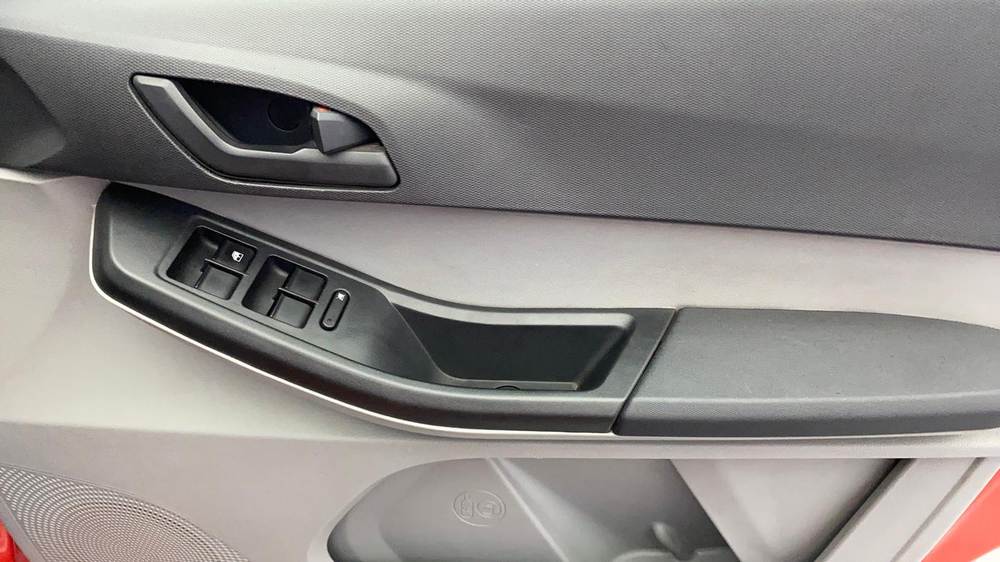 2021 Tata Tiago XZA PETROL, Petrol, Automatic, 46,547 km, Driver Side Door Panels Control