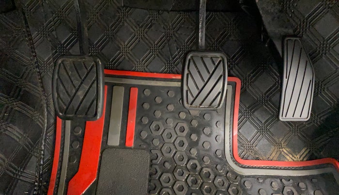 2023 Maruti S PRESSO VXI, Petrol, Manual, 30,818 km, Pedals