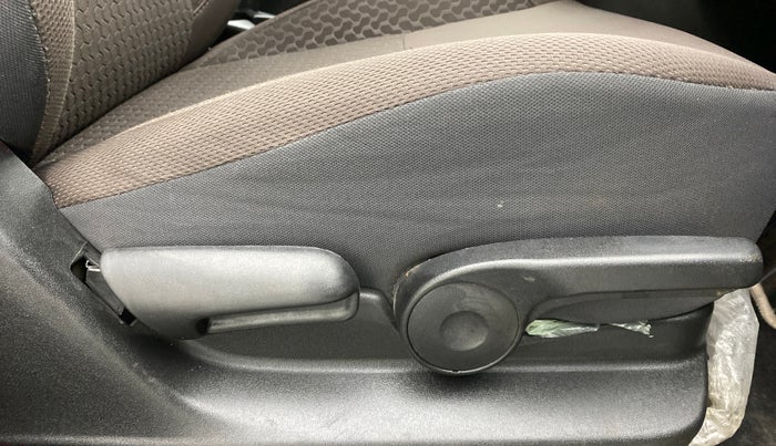 2021 Toyota URBAN CRUISER PREMIUM GRADE MT, Petrol, Manual, 15,744 km, Driver Side Adjustment Panel