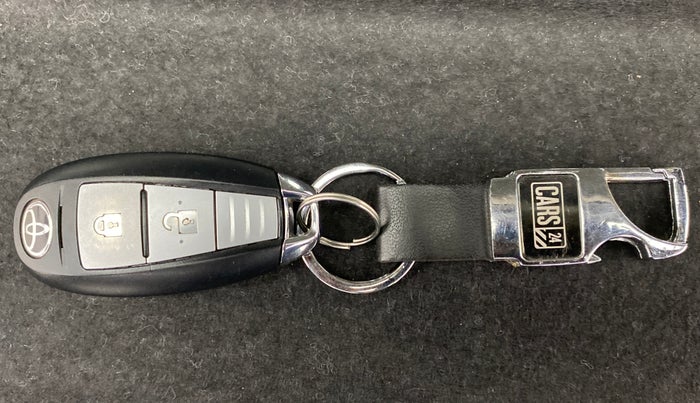 2021 Toyota URBAN CRUISER PREMIUM GRADE MT, Petrol, Manual, 15,744 km, Key Close Up