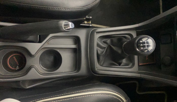 2017 Maruti Vitara Brezza ZDI PLUS, Diesel, Manual, 74,011 km, Gear Lever