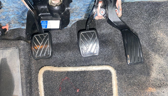 2017 Maruti Vitara Brezza ZDI PLUS, Diesel, Manual, 74,011 km, Pedals