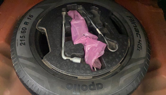 2017 Maruti Vitara Brezza ZDI PLUS, Diesel, Manual, 74,011 km, Spare Tyre