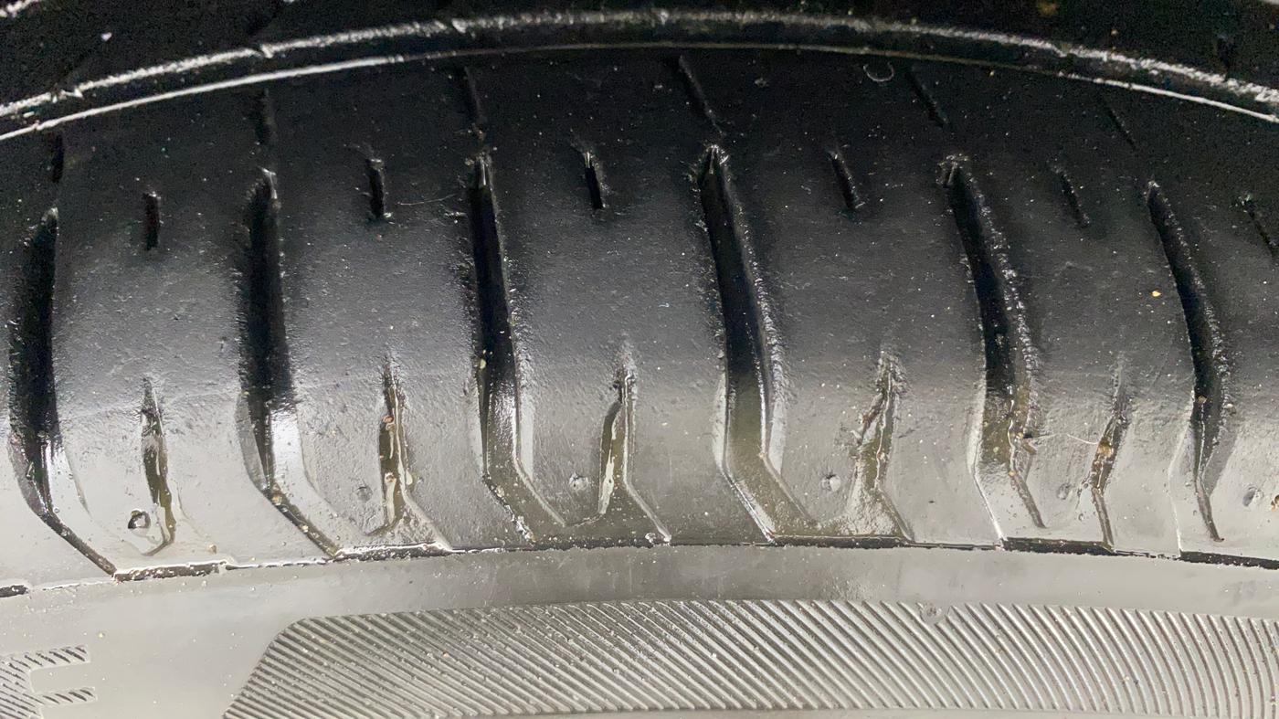 2015 Volkswagen Polo GT TSI AT, Petrol, Automatic, 89,576 km, Right Front Tyre Tread