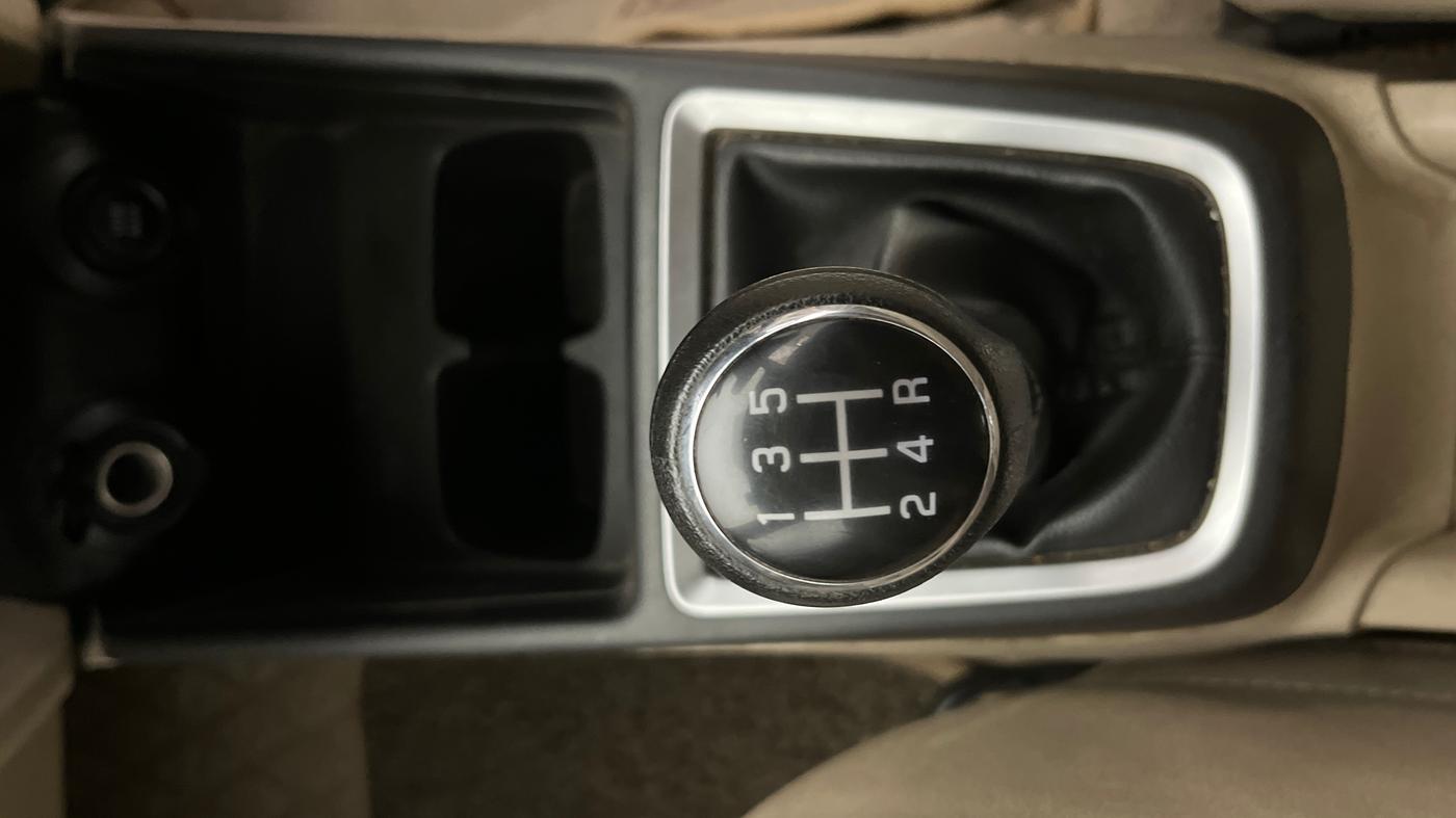 2021 Maruti Dzire ZXI, Petrol, Manual, 95,251 km, Gear Lever