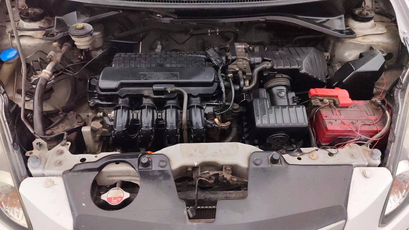 2015 Honda Brio E MT, Petrol, Manual, 59,899 km, Engine View