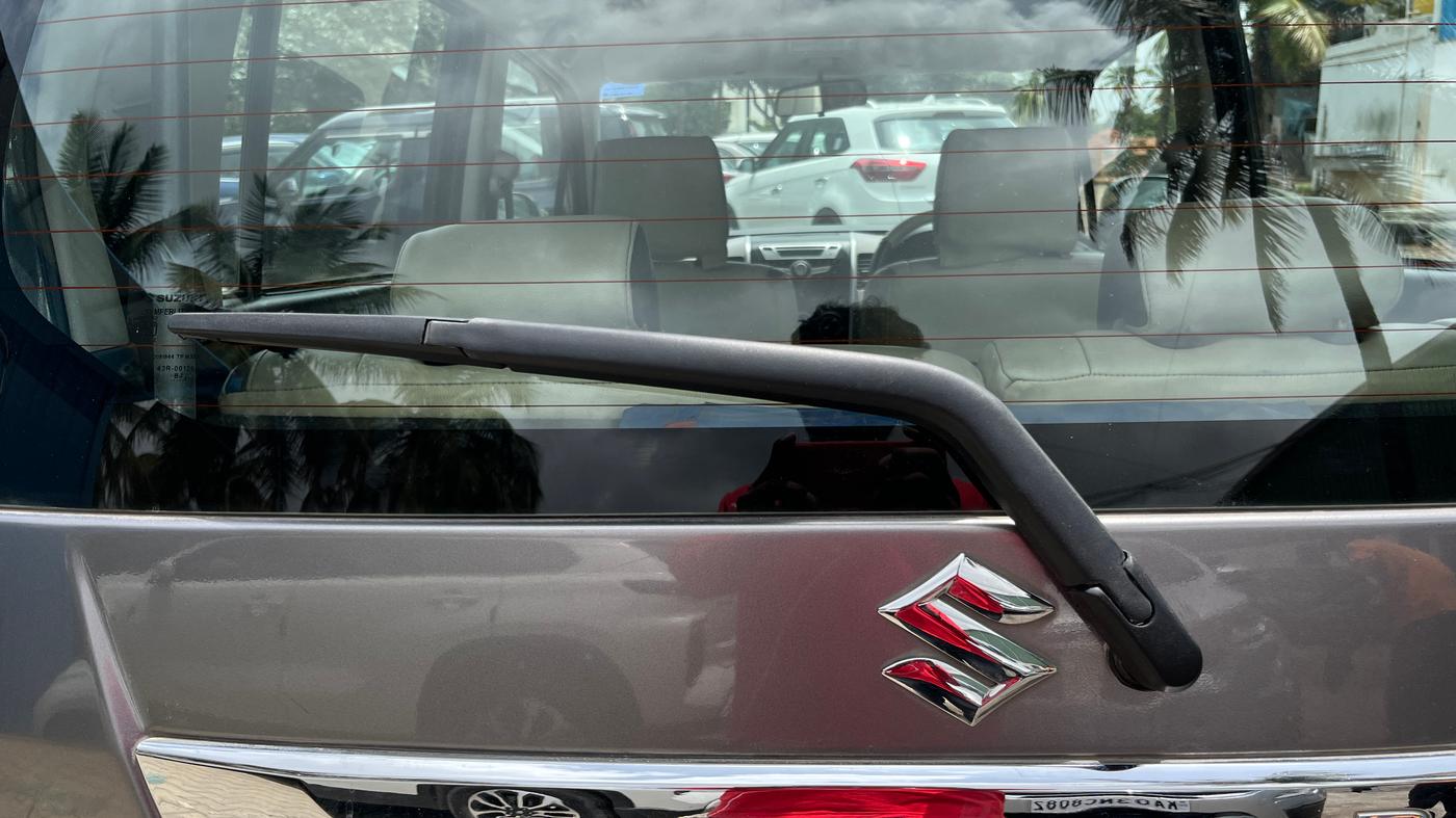 2013 Maruti Wagon R 1.0 VXI, Petrol, Manual, 60,308 km, Rear Wiper