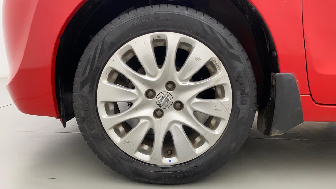 2015 Maruti Baleno ZETA DIESEL 1.3, Diesel, Manual, 66,825 km, Left Front Wheel