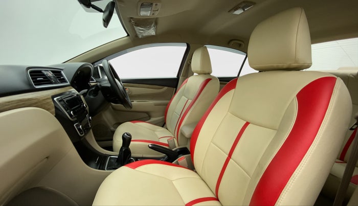 2019 Maruti Ciaz DELTA 1.5 SHVS VVT MT, Petrol, Manual, 81,666 km, Right Side Front Door Cabin