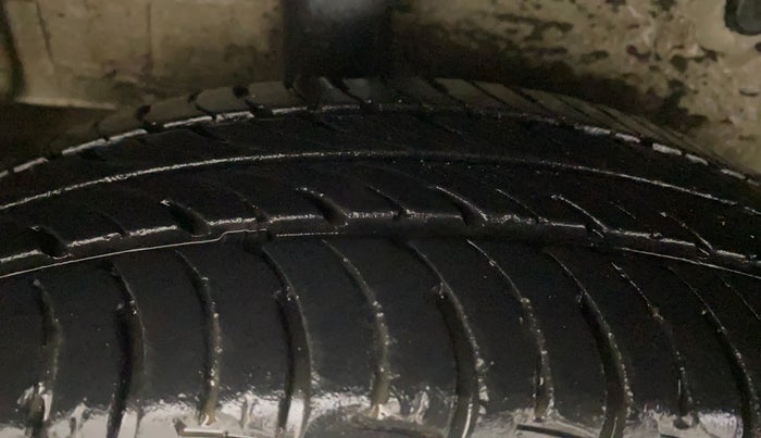 2020 Maruti Celerio VXI AMT, Petrol, Automatic, 26,158 km, Right Rear Tyre Tread