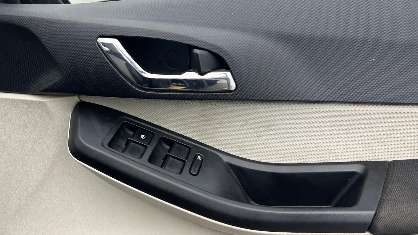2023 Tata TIGOR XZ PLUS CNG, CNG, Manual, 25,571 km, Driver Side Door Panels Control
