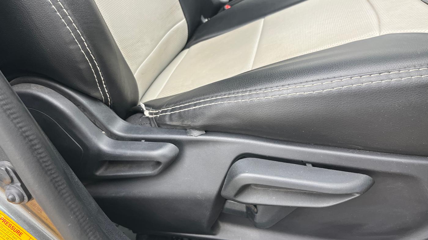 2023 Tata TIGOR XZ PLUS CNG, CNG, Manual, 25,571 km, Driver Side Adjustment Panel