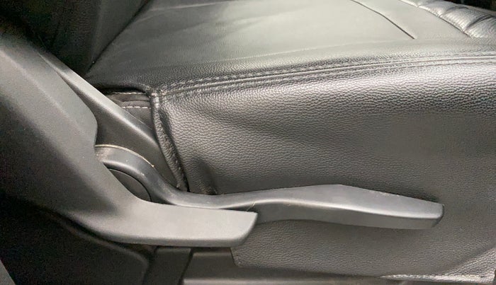 2019 Maruti XL6 ZETA MT, Petrol, Manual, 28,188 km, Driver Side Adjustment Panel