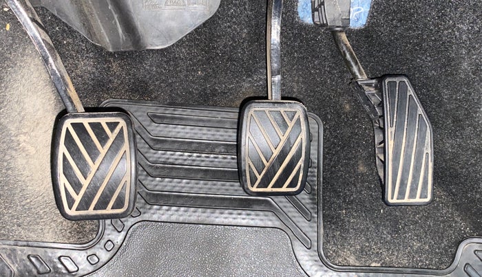 2019 Maruti XL6 ZETA MT, Petrol, Manual, 28,188 km, Pedals