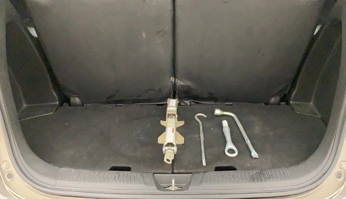 2019 Maruti XL6 ZETA MT, Petrol, Manual, 28,188 km, Boot Inside