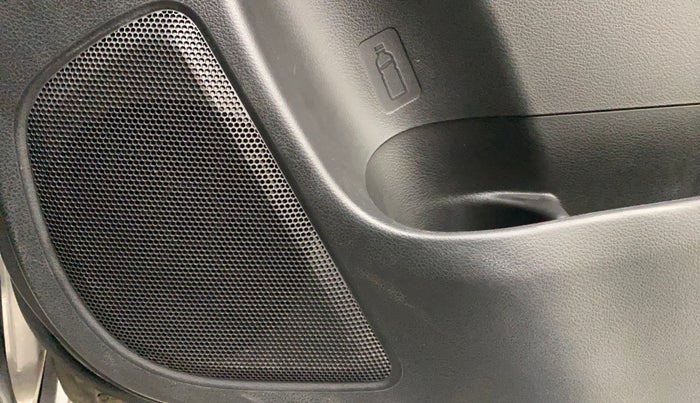 2019 Maruti XL6 ZETA MT, Petrol, Manual, 28,188 km, Speaker