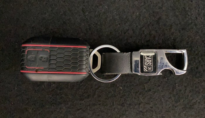 2019 Maruti XL6 ZETA MT, Petrol, Manual, 28,188 km, Key Close Up