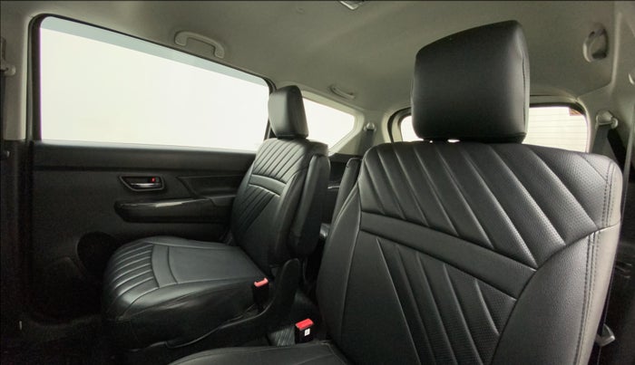 2019 Maruti XL6 ZETA MT, Petrol, Manual, 28,188 km, Right Side Rear Door Cabin