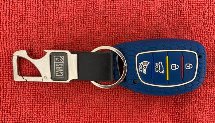 2020 Hyundai VENUE 1.0 TURBO GDI SX+ AT, Petrol, Automatic, 18,652 km, Key Close Up