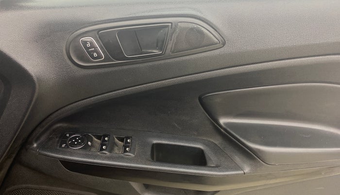 2019 Ford Ecosport TREND 1.5L PETROL, CNG, Manual, 90,464 km, Driver Side Door Panels Control