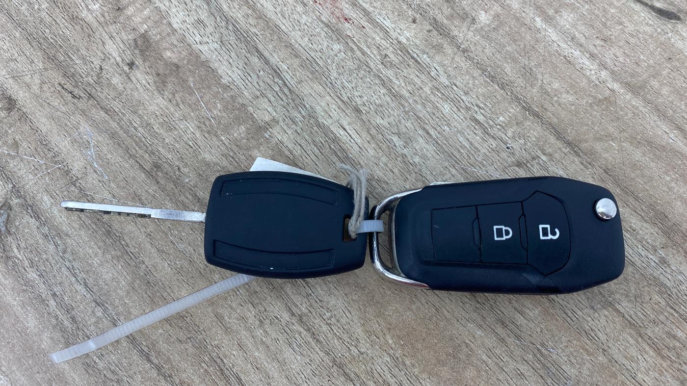 2019 Ford Ecosport TREND 1.5L PETROL, CNG, Manual, 90,281 km, Key Close Up