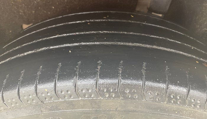 2019 Ford Ecosport TREND 1.5L PETROL, CNG, Manual, 90,464 km, Left Rear Tyre Tread