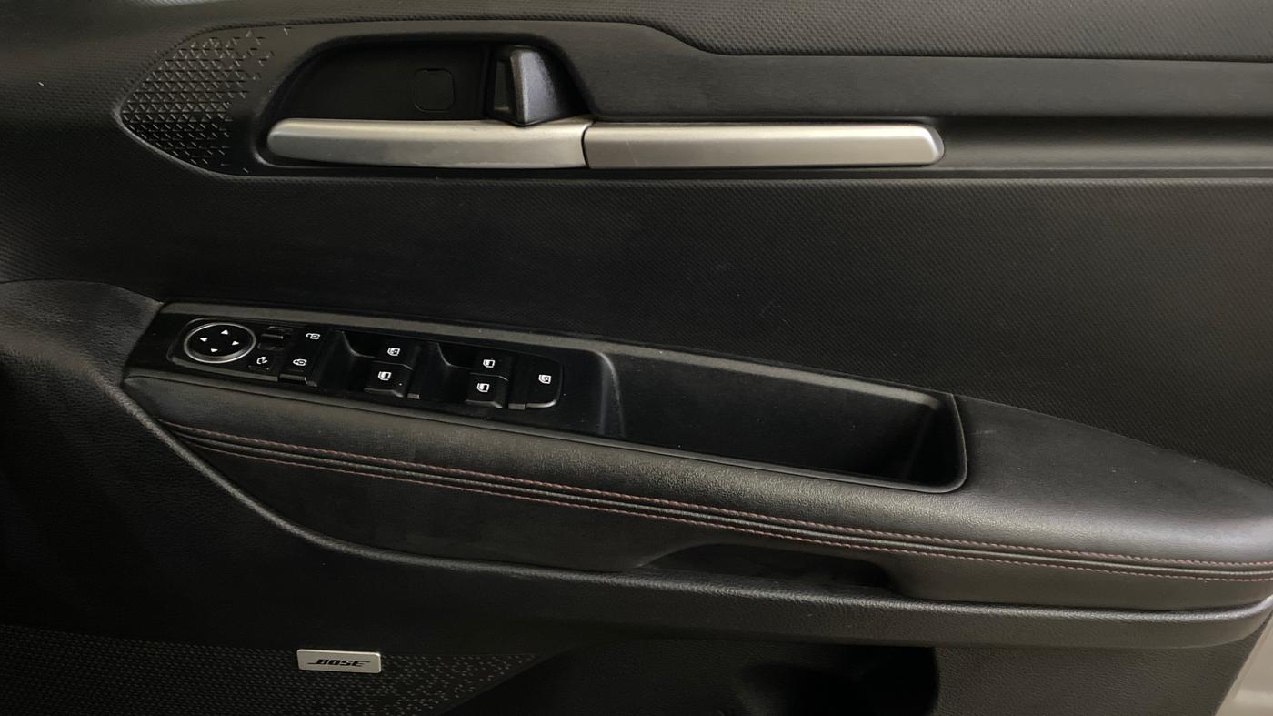 2020 KIA SONET GTX PLUS 1.5 AT, Diesel, Automatic, 48,392 km, Driver Side Door Panels Control