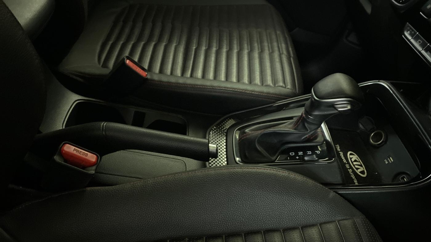 2020 KIA SONET GTX PLUS 1.5 AT, Diesel, Automatic, 48,392 km, Gear Lever