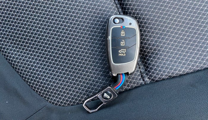 2015 Hyundai Creta S 1.6 PETROL, Petrol, Manual, 1,25,511 km, Key Close Up