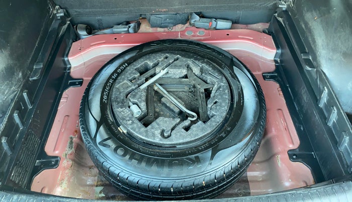 2015 Hyundai Creta S 1.6 PETROL, Petrol, Manual, 1,25,511 km, Spare Tyre