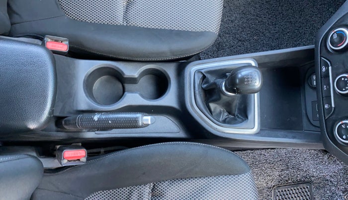 2015 Hyundai Creta S 1.6 PETROL, Petrol, Manual, 1,25,511 km, Gear Lever