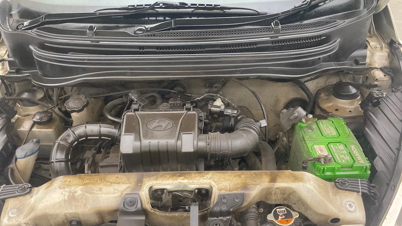 2015 Hyundai Eon ERA +, Petrol, Manual, 86,618 km, Engine View - Left