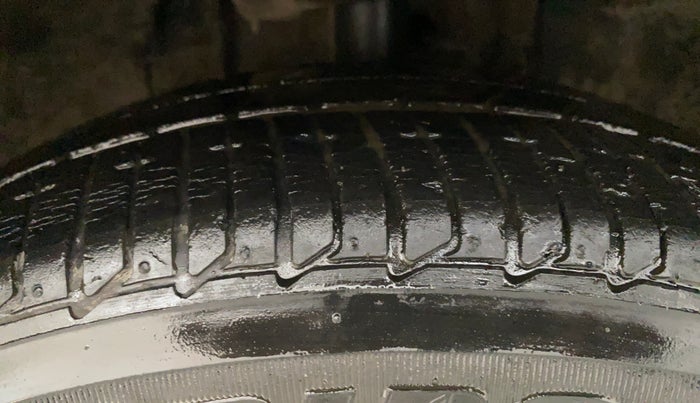 2017 Tata TIGOR XTA PETROL, Petrol, Automatic, 29,990 km, Right Front Tyre Tread